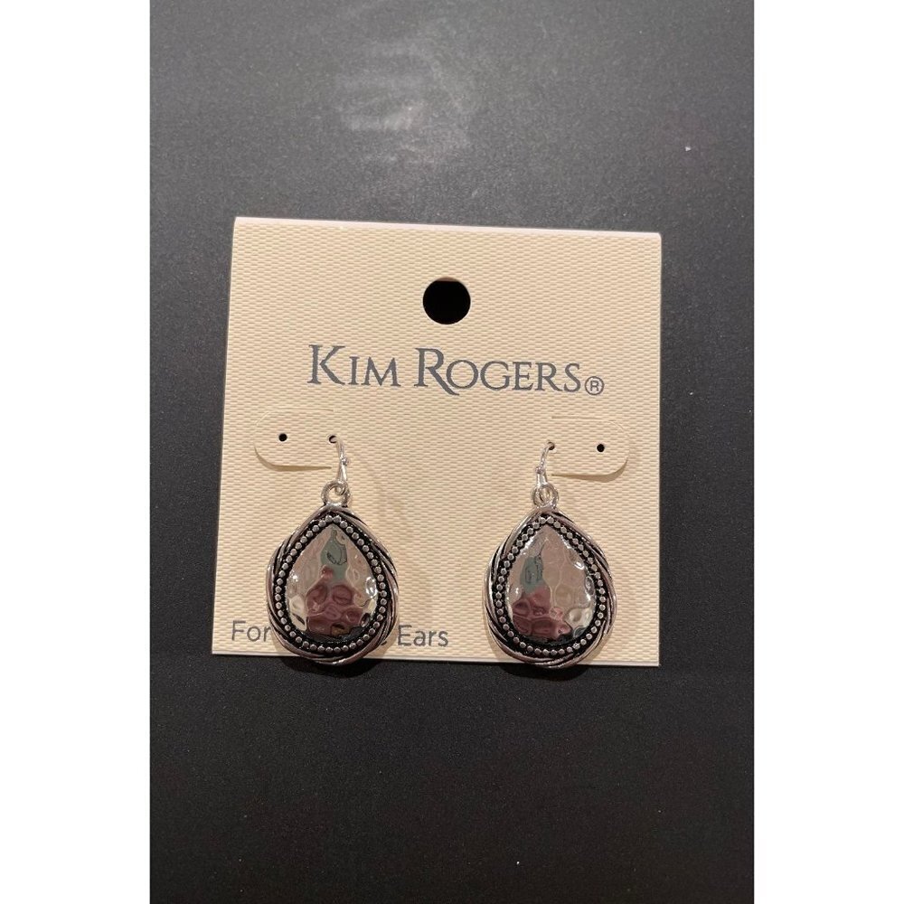 Kim Rogers Earrings A1 009